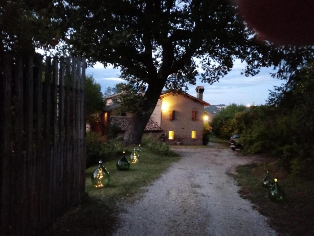 B&B I Canonici Урбино Экстерьер фото