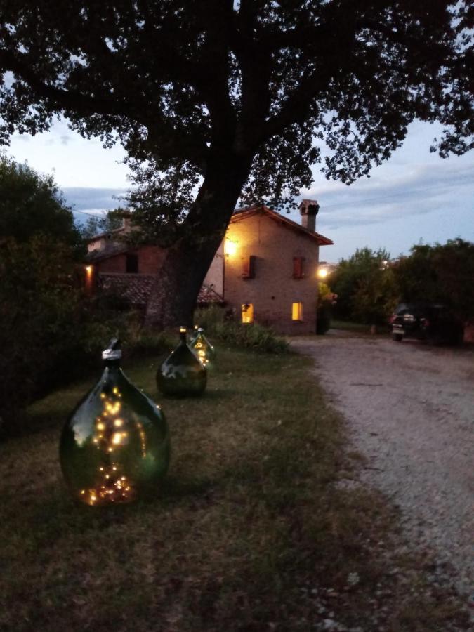 B&B I Canonici Урбино Экстерьер фото